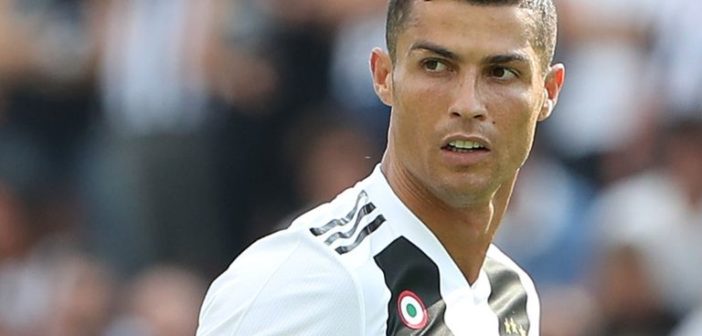 CR7 5000 euro in donazione per chi commenta: bufala su Cristiano Ronaldo